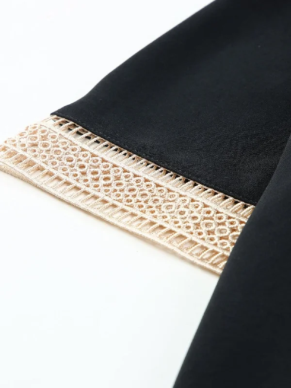 Comfy V-Neck Lace Trim T-Shirt Ribbed Striped Patterned