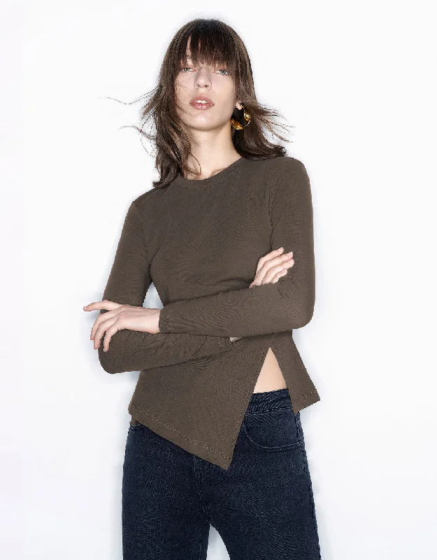 Crew Neck Skinny T-Shirt Front Pockets Side Pockets Patch Pockets